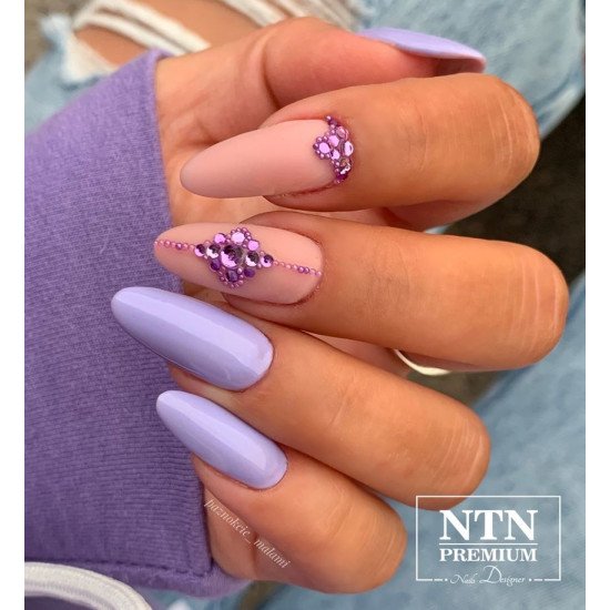 NTN PREMIUM permanentni barvni lak za nohte 009 Permanentni zelo pokrivni gel laki