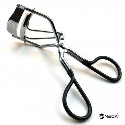Eyelash curler
