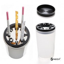 Brush cleaning container 