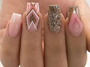 To whom gel nails are intended