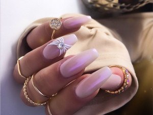 Efficient and affordable tools and accessories for nail care and design